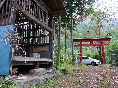 諏訪神社の北辰石碑 化石発掘体験地 群馬県神流町 真言宗智山派 円泉寺 埼玉県飯能市